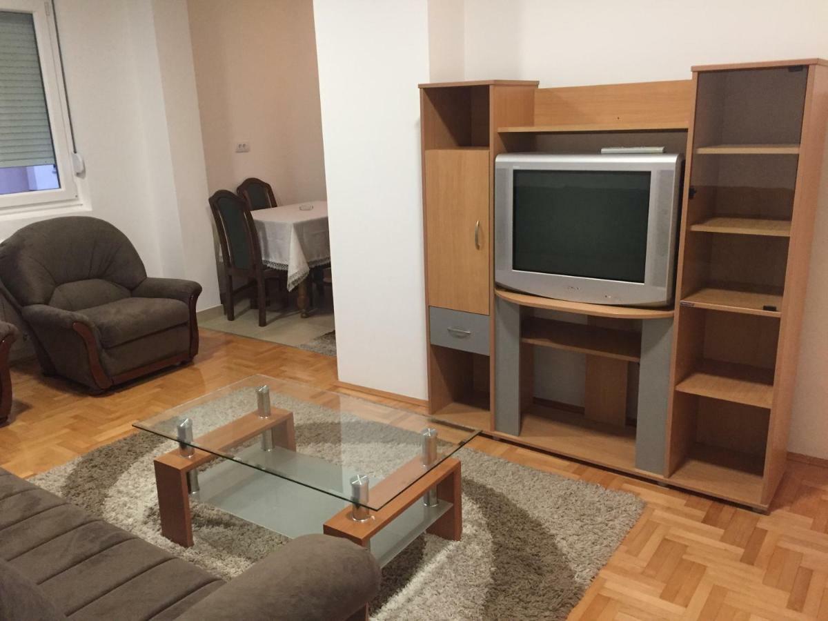 Stan Na Dan Centar Apartment Sabac Exterior photo